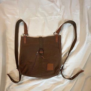 Purse with Adjustable Straps